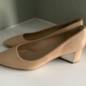 Franco Sarto Taupe Beige Heels Pumps NEW!